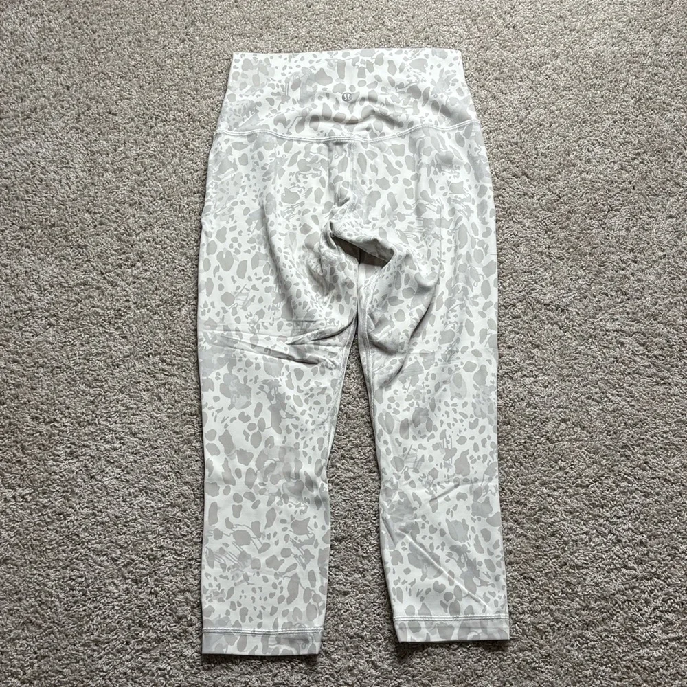 Lululemon Align High-Rise Crop 21